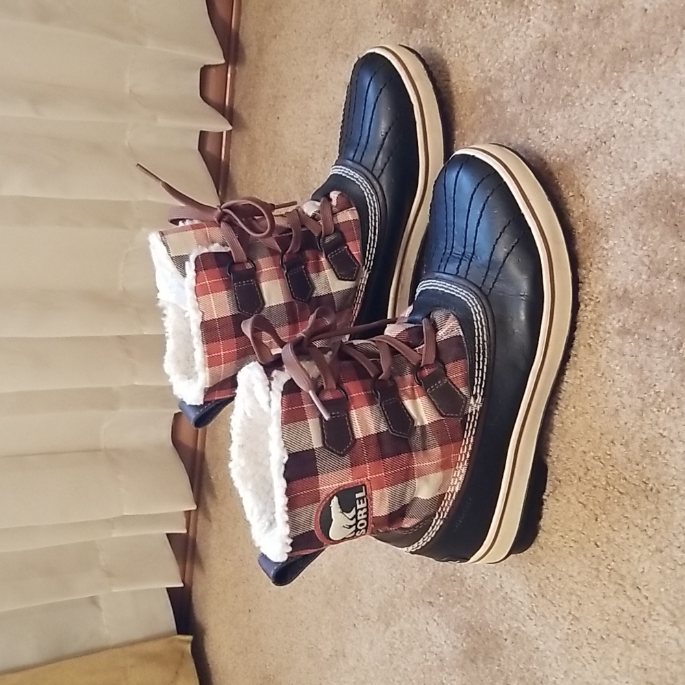 Sorel Waterproof Lace up Boots
